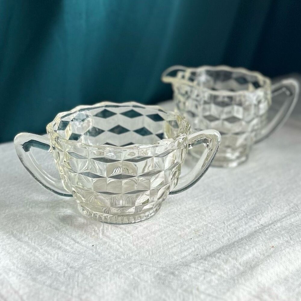 Vintage Jeanette Cube Clear Textured Sugar and Creamer Set - Picture 4 of 9